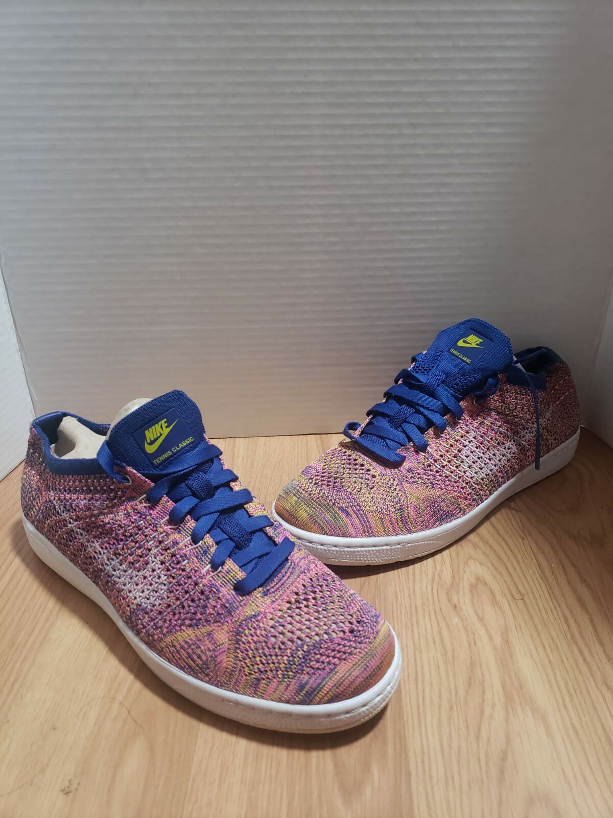 nike tennis classic ultra flyknit women's