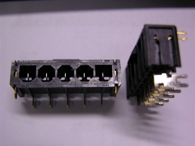 Molex 43160-3105 Sabre 5P Glow Wire Capable PCB R/A Headers w/Board Lock
