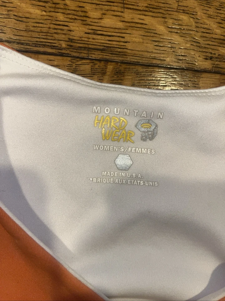 Regata feminina Mountain Hard Wear tamanho médio com prateleira sutiã laranja/pêssego Colo - Imagem 3 de 4