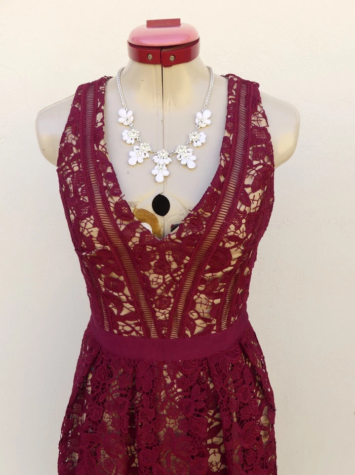 PORTMANS SIGNATURE Burgundy Lace DRESS Size Aus 10 Party Cocktail Spring Racing - image 3 of 4