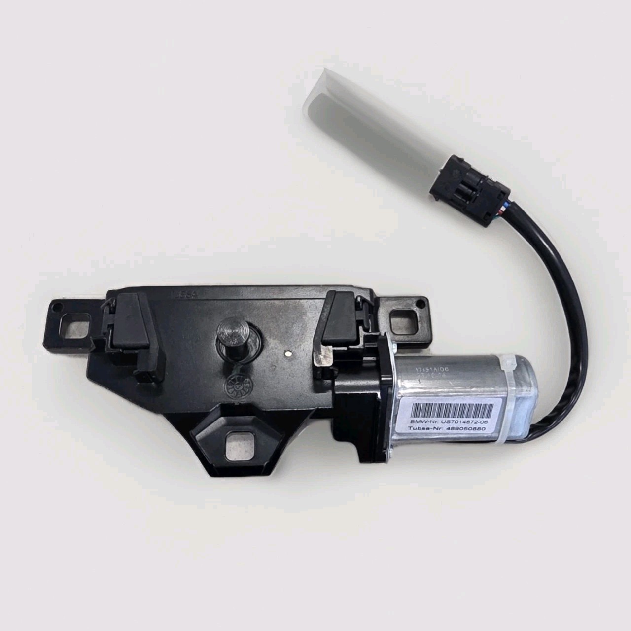 ROLLS ROYCE PHANTOM Rear Trunk Deck Lid Power Lock Actuator 67107014872 OEM 