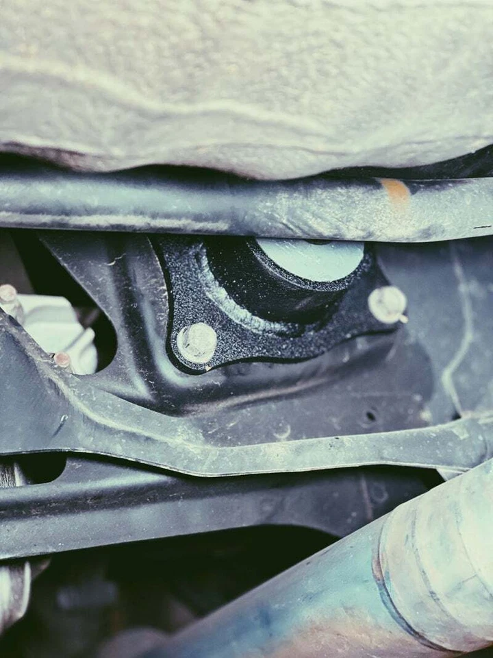 Innovative Mounts 90750-75A Replacement Mount Kit for 2000-2009 Honda S2000 — 第 2/4 张图片