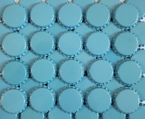 100 Light Blue Beer Bottle Caps Homebrewing Oxygen Absorbing Crown Caps Cyan - Picture 2 of 10