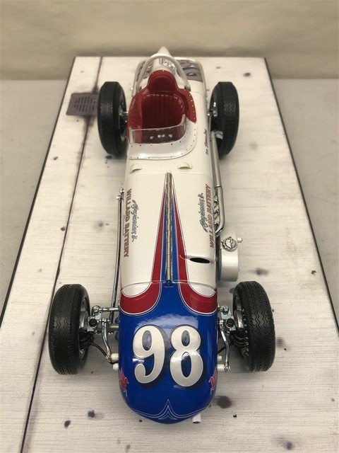 Watson Roadster Indy 500 #98 Parnelli Jones 1962 Carousel 1 1/18