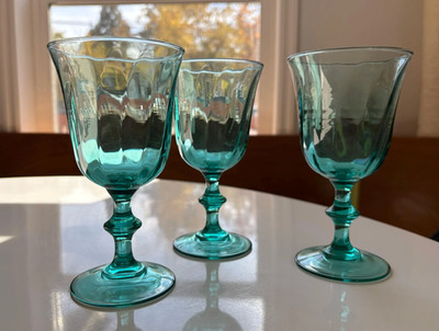VTG Luminarc Turquoise  / Teal Wine Goblets - Set Of 3. Made In France