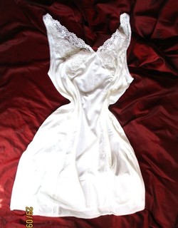 weißer Viskose Unterrock Kleid Gr. 46