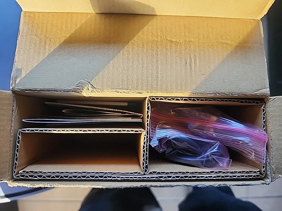 Package Belkin F5U002 USB to Parallel Printer Adapter - Image 2 of 2