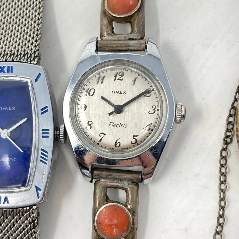 Lote de 3 relojes eléctricos Timex vintage para mujer SIN PROBAR plateado tono dorado azul coral Foto 3 de 4