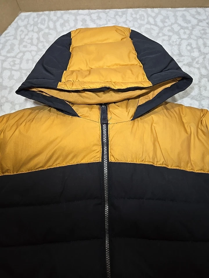 Timberland Heavy Hooded Puffer Jacket~Wheat/Black ~ Men's 2XL - Image 3 of 4