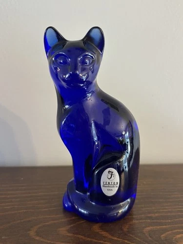 Fenton 5” Cat Figurine In Cobalt Blue