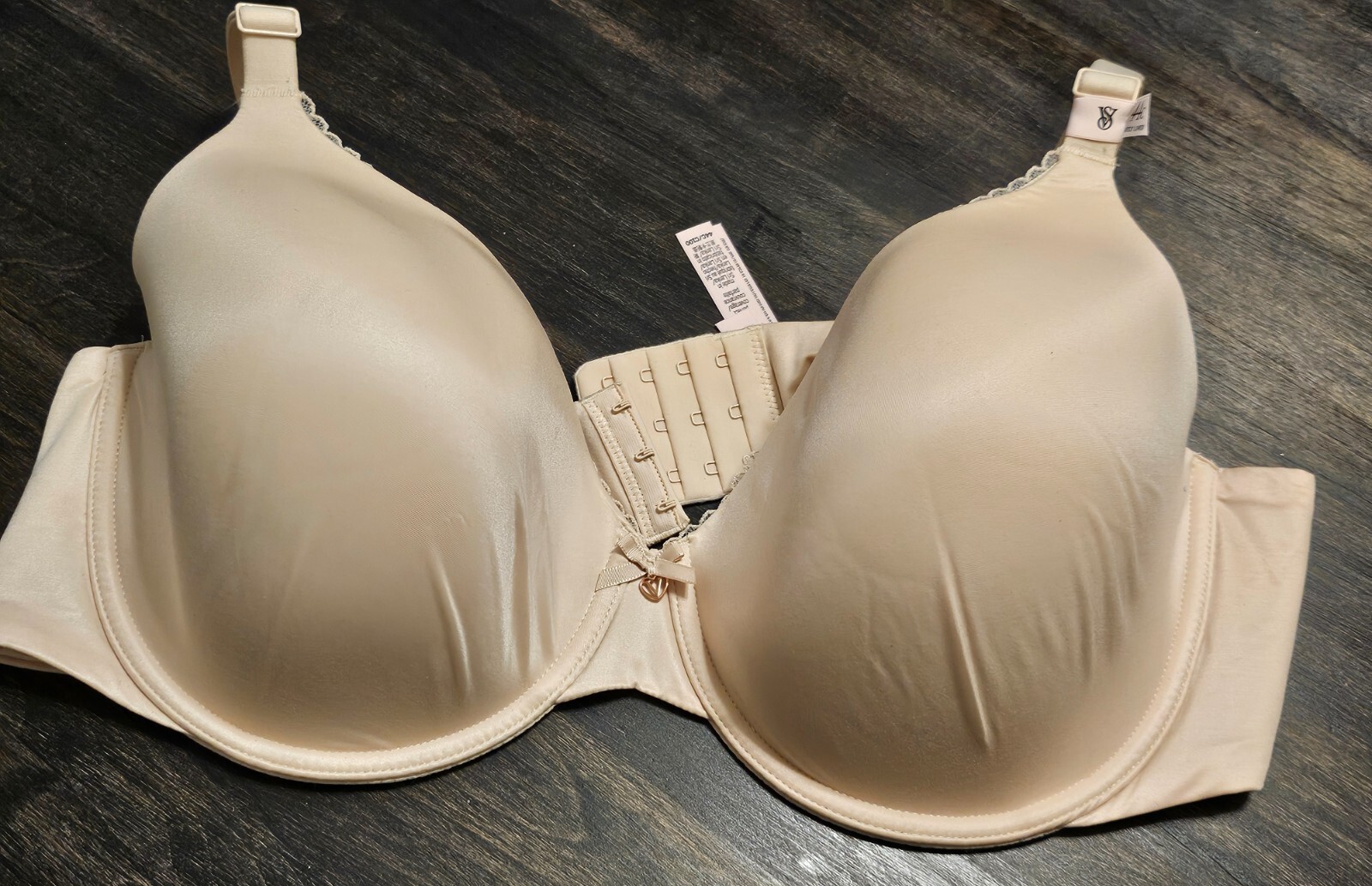 New Victoria's Secret Body by Victoria Perfect Full Coverage Bra 44C Beige