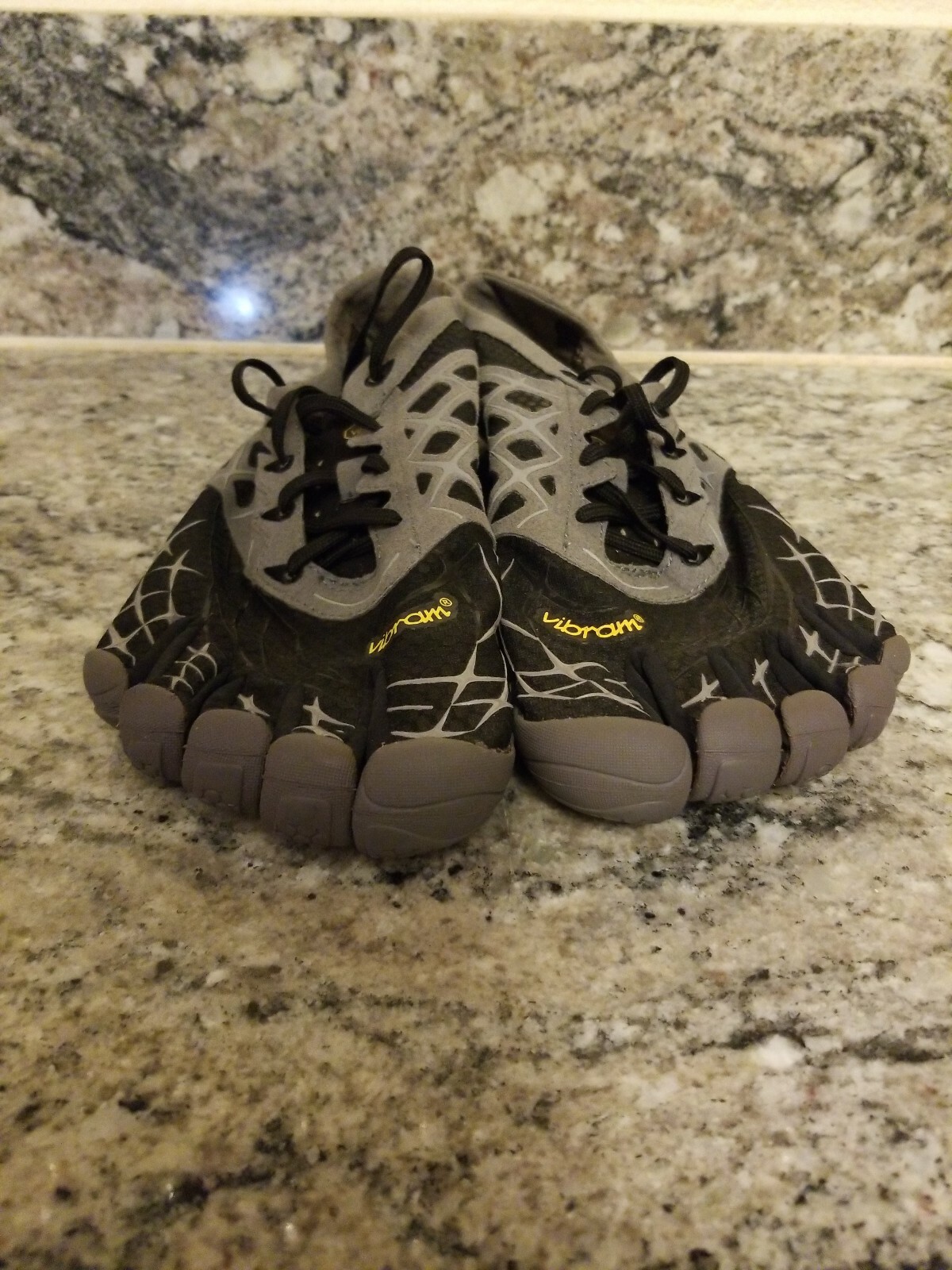 men's vibram five fingers clearance