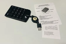 USB 18-Key NUMBER PAD Portable Travel Slim Keyboard w/ Retractable USB Cable