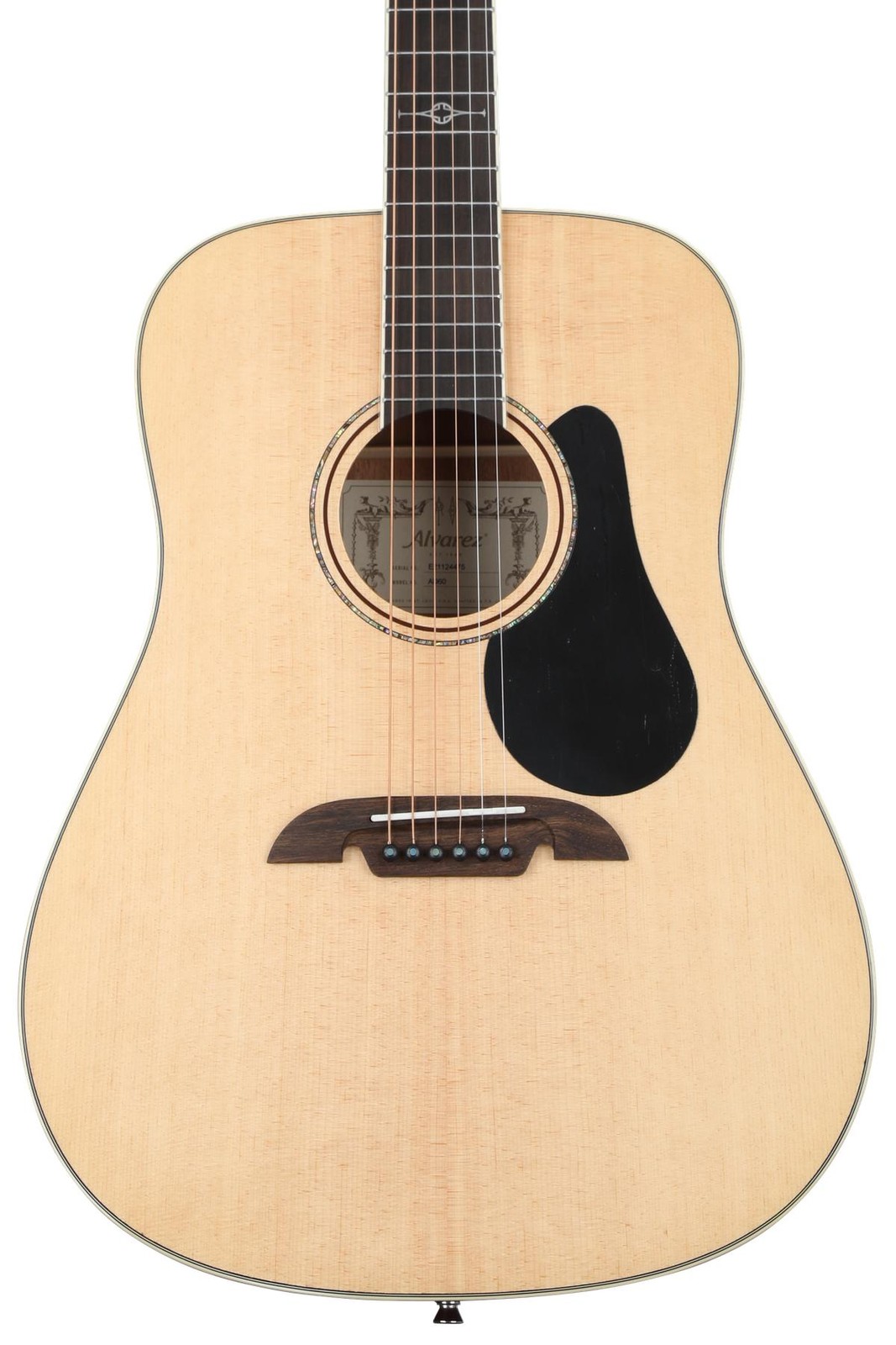 Акустическая гитара Alvarez AD60 Artist серии Dreadnought - Натуральная 70790₽