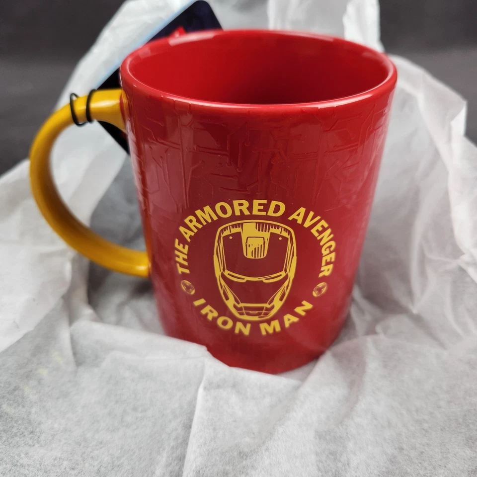 Taza Marvel Iron Man Reactiva al Calor Cambio de Color 16oz Reactor Arco Taza Disney Nueva Foto 2 de 4