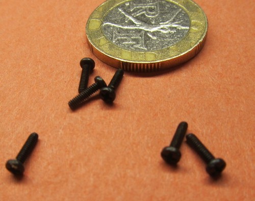 18-8 Black Oxide Pan Head Phillips Machine Screw 0-80 x 1/4", 100 pcs - Picture 6 of 12