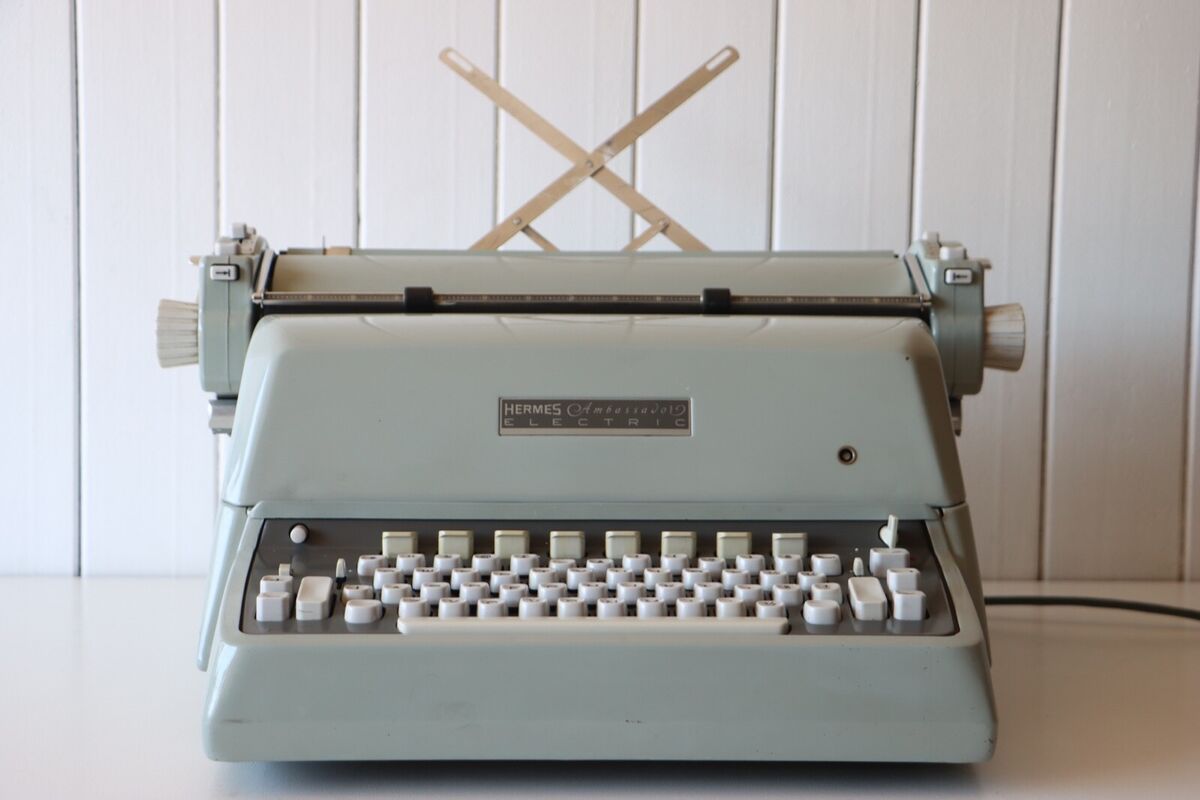 Hermes Ambassador Electric Typewriter | eBay Hermes Ambassador Electric Typewriter | eBay