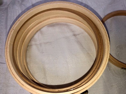 Lot 6 Vintage 6” 1 5” Round Wooden Embroidery Needlework Cross-Stitch Hoops NEW - Picture 3 of 4
