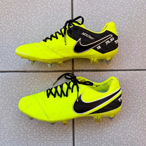 Scarpe da calcio Nike ID Tiempo Legend VI SG Pro ACC 2016 tacchetti US 9,5 43*