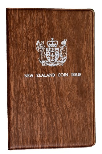 New Zealand 1975 50 CENTS Coin with Explorer James Cook Ship 