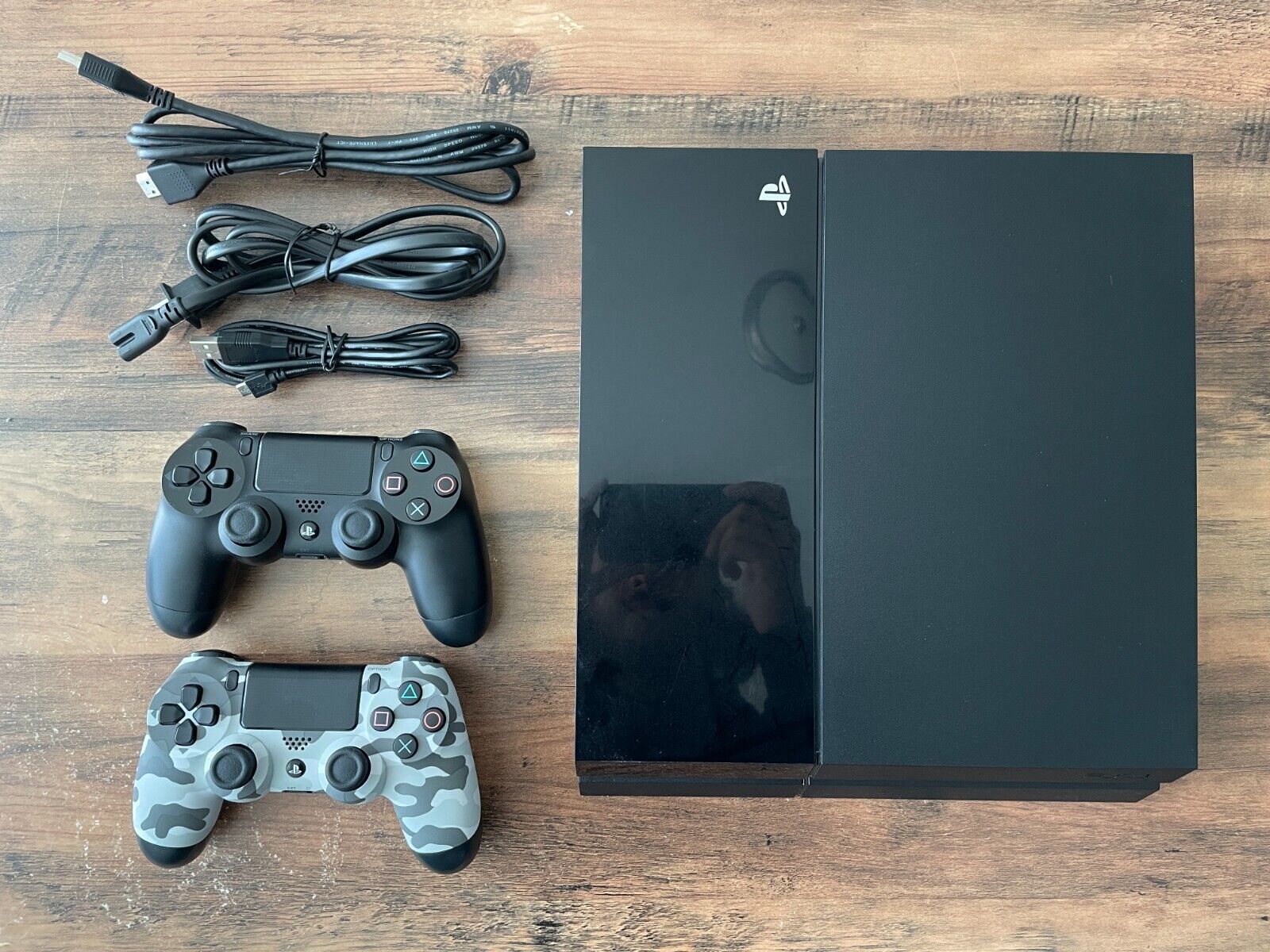 Sony PlayStation 4 PS4 500 GB Black + 2 controllers + Games | eBay