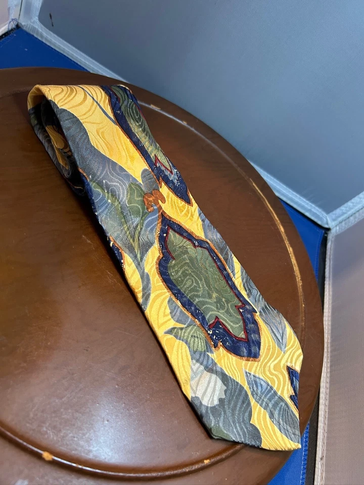 Corbata geométrica abstracta 100 % seda Basic Elements para hombre Foto 2 de 4