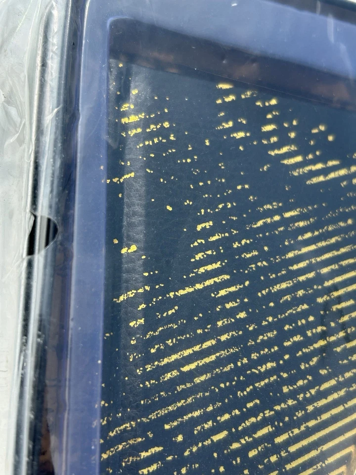 The Legend Of Zelda Triforce Metal Set de Regalo con Cuaderno, Bolígrafo, Alfileres, Llavero Foto 4 de 4