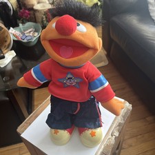 Fisher Price Sesame Street Ernie Old Mac Dancer Plush 2001