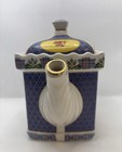Vintage Sadler English Porcelain Teapot – Edinburgh Castle made in England — photo 4