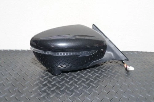2016-2020 Nissan Rogue OEM Passenger Side Mirror Black Blind Spot Camera