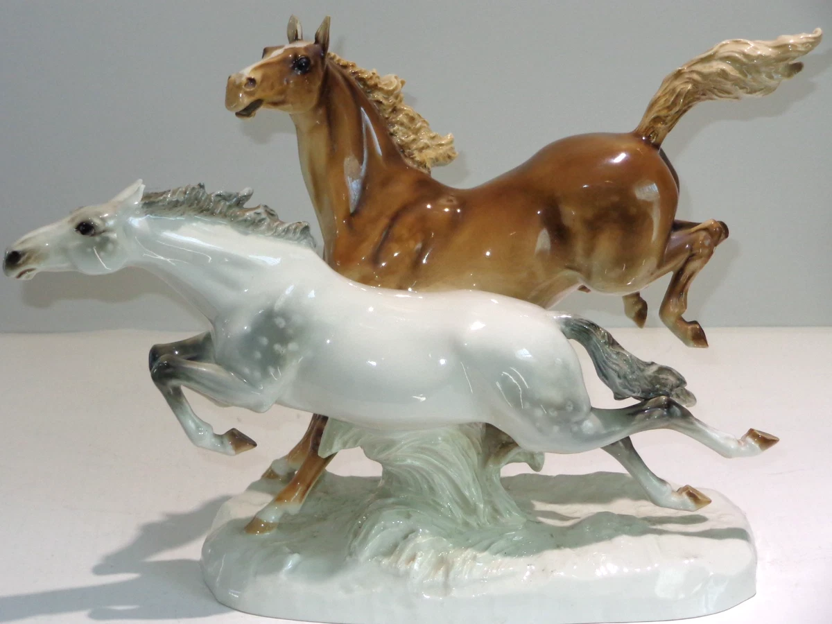 Hutschenreuther Figurine In Antique Ceramic & Porcelain Figurines