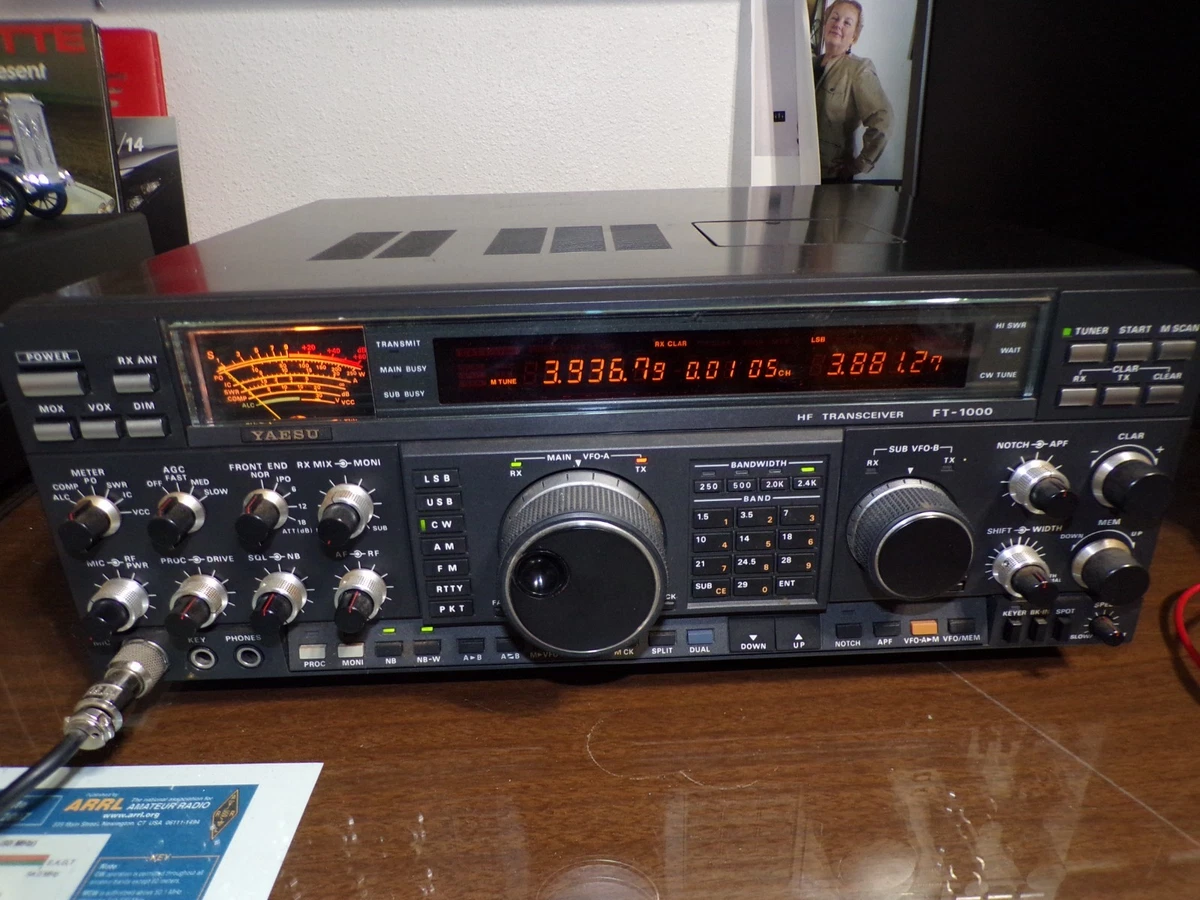 YAESU FT-1000 HF トランシーバー YAESU FT-1000 HF トランシーバー Yaesu FT-1000MP Mark V Amateur HF