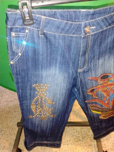 Christian Audigier Capri Jean Women 32" Waist x 27" Length Sparkles - Picture 15 of 21