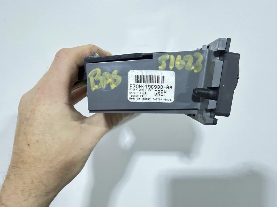 Módulo de control climático temperatura calor aire acondicionado Lincoln Town Car 1995-1997 F70H-19C933-AA Foto 3 de 4