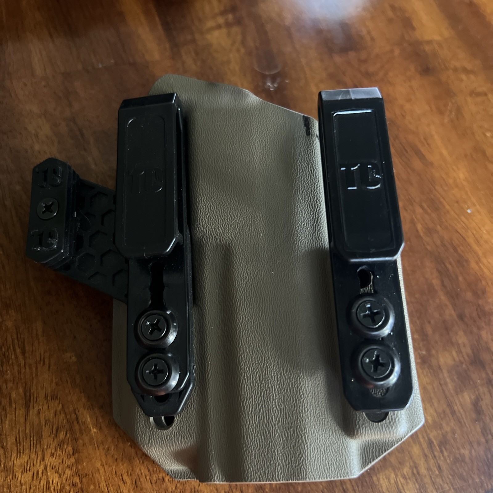 Tier 1 Concealment  Xiphos V2. Dog 320 Compact/carry