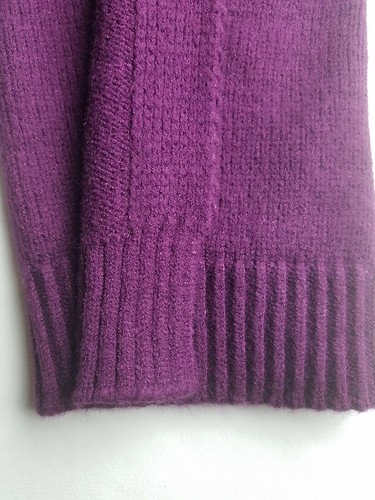 Echo Oblong Reversible Scarf Chunky Neck warmer Purple Cream - Picture 5 of 6