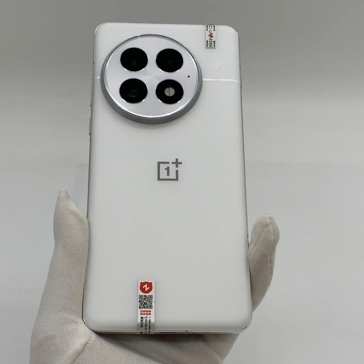 OnePlus 13 6.82'' 50MP 256GB 512GB 1TB Android 15 Snapdragon
