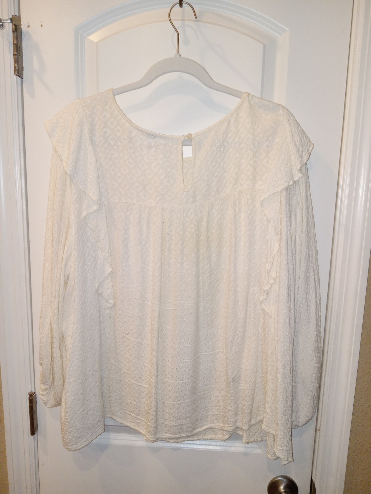 Universal Thread Cream Ruffled Blouse Peasant Top… - image 4