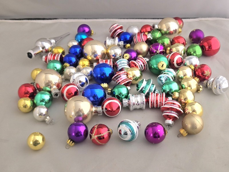 Vintage CHRISTMAS MINI ORNAMENTS SHINY BRITE RAUCH CHINA GERMANY? 71 PC~ TOPPER 