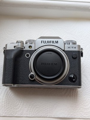 Fujifilm X-T4 26.1 MP Mirrorless Camera - Silver (Body Only)