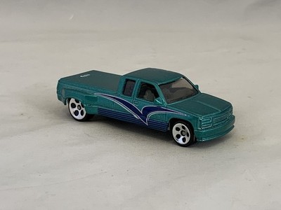 Hot Wheels Customized C3500 1998 First Editions Green Thick Stripe 5DOTs