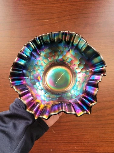 Pretty Purple Dugan Carnival Glass Honeycomb & Beads 3&1 Edge Bowl