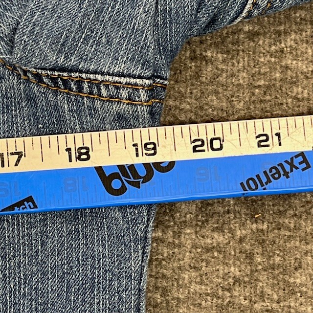 Picture 6 of 11