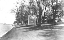 Bank Avenue Riverton New Jersey NJ Reprint Postcard