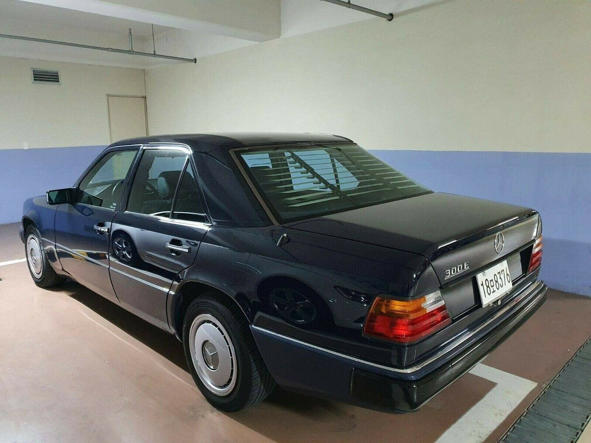 NEW!!! Rear Venetian Blind for Mercedes Benz w124 | eBay
