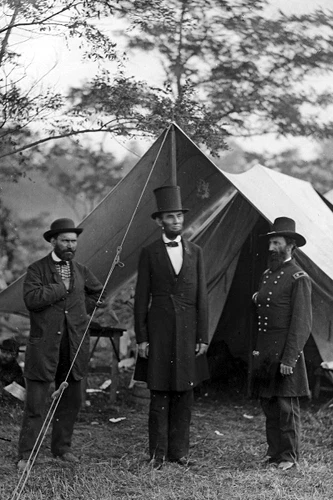 New 5x7 Civil War Photo: Abraham Lincoln with Generals Pinkerton & McClernand
