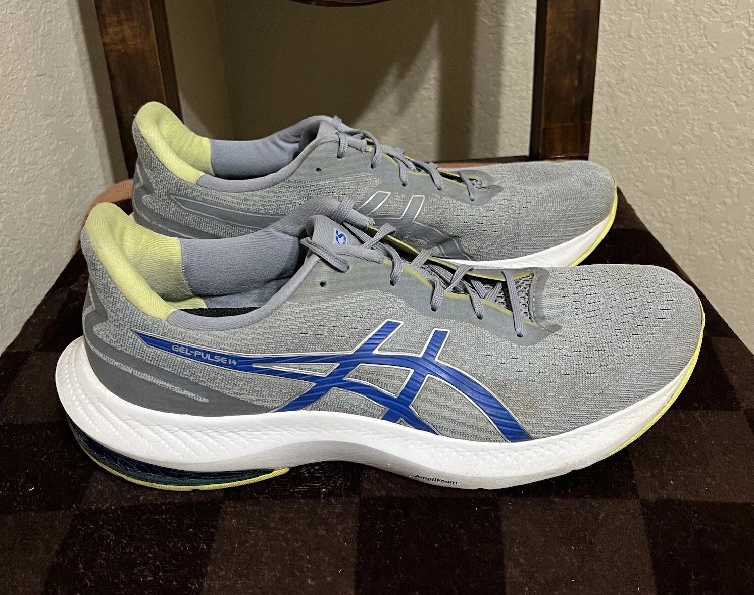 Scarpe da ginnastica Asics Gel Pulse 14 da uomo taglia 11 5 grigie a rete running palestra passeggio