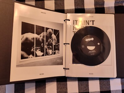 Jay Z Magna Carta Holy Grail Limited Edition 7