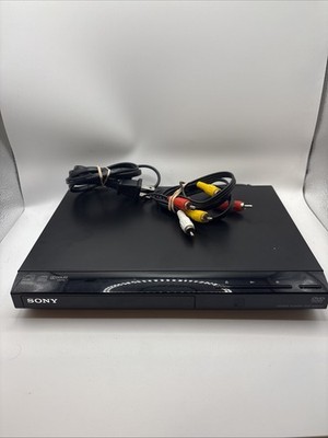 Sony Progressive Scan DVP-SR210P DVD and CD Player - No Remote - Tested / Works