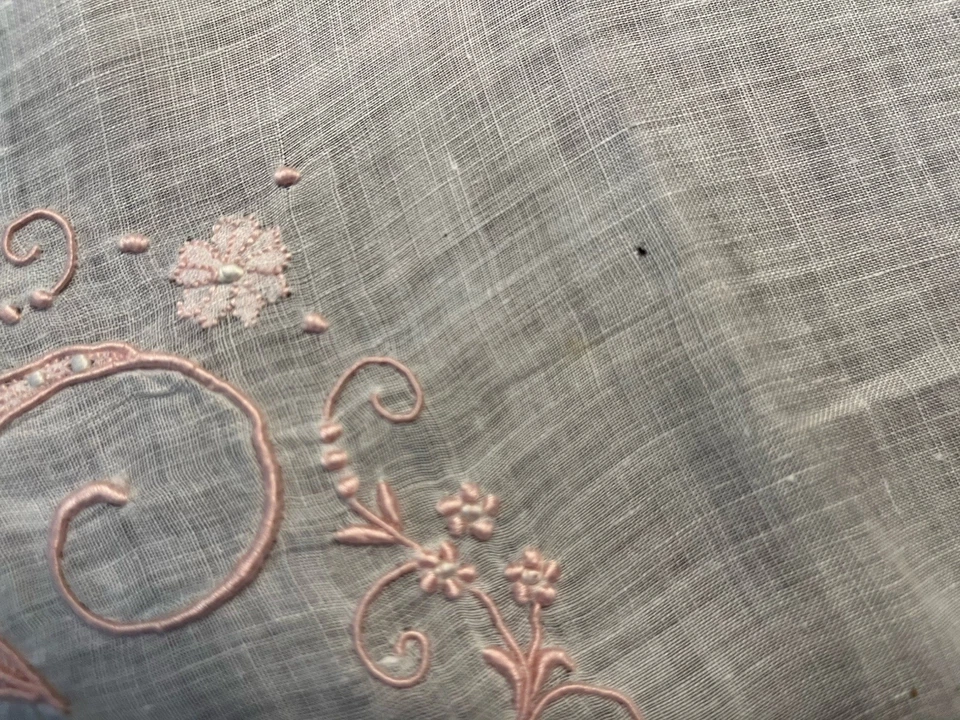 复古 Monogram 初始字母 E 马德拉汉基粉色/白色婚礼传家宝 — 第 4/4 张图片